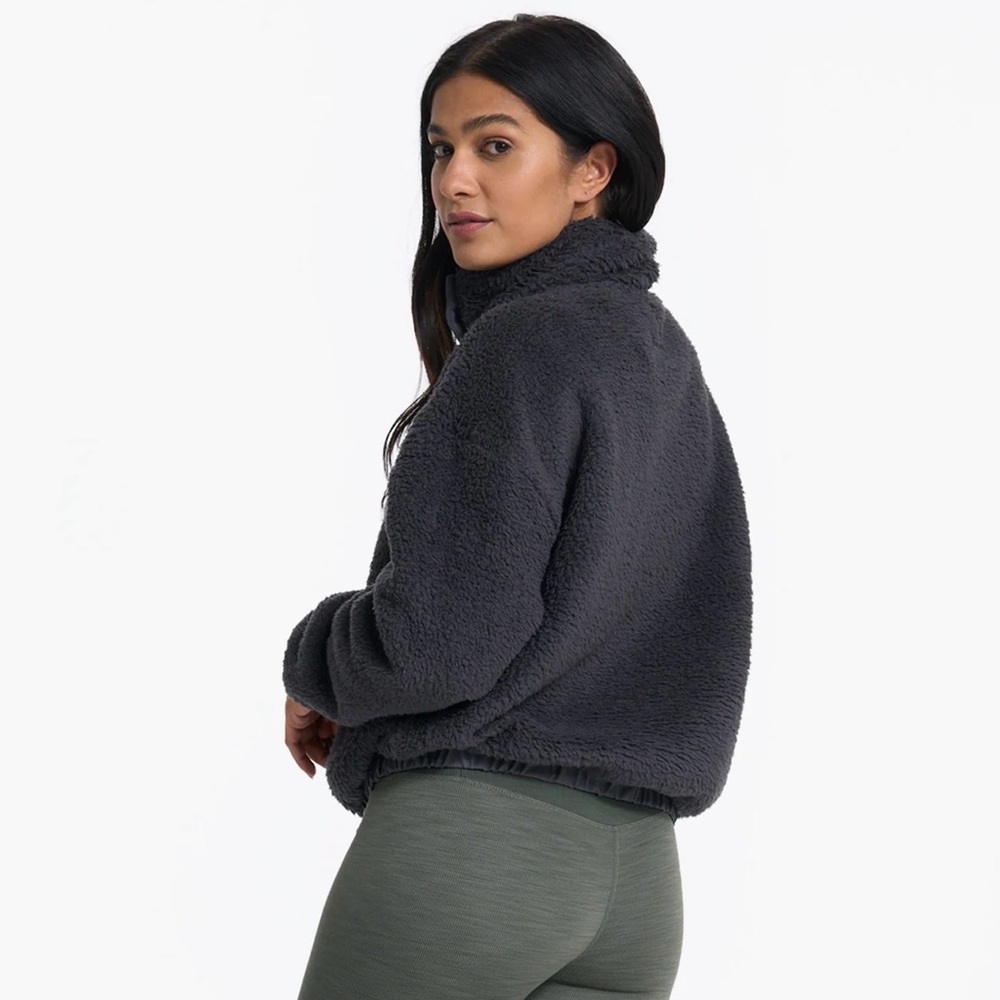 Vuori Charcoal Teddy Jacket - Picture 2 of 7